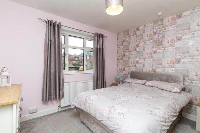 2 bed House for sale Image 7
