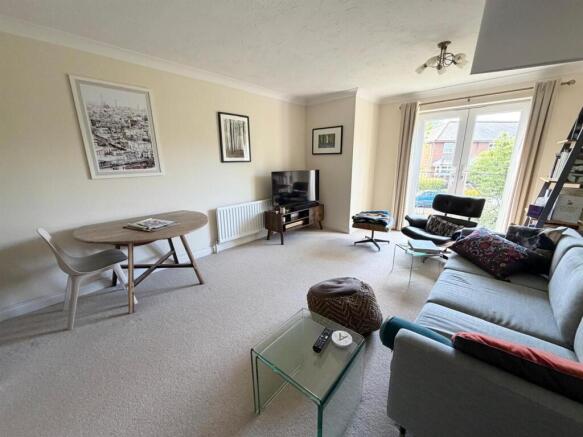 living room 1.jpg