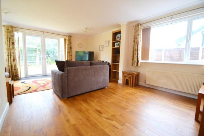 Sitting/Dining Room