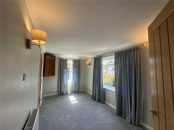 2 bed Detached Bungalow to rent Image 12