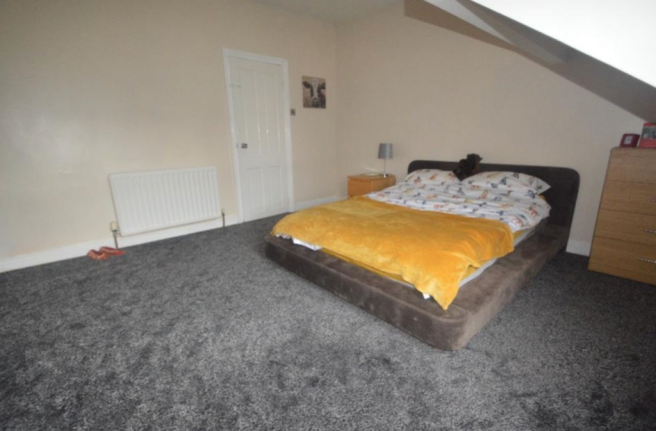 5 bed House to rent Image 8
