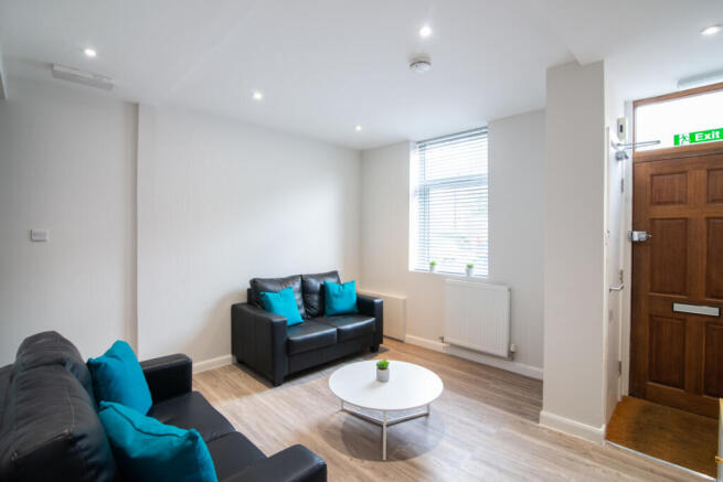 18 Cauldon Road living room 2