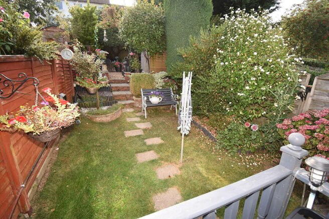 Photo 3