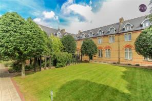 30, Alexandra Court, Aston Close, Watford WD24 4RS