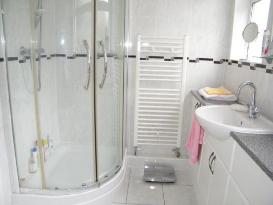 Quadrant Shower