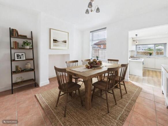 Dining Room (Virtually Furnished)