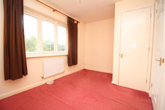 6 Bridleway Lane Second Bedroom.JPG