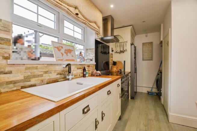 2 bed Semi-Detached for sale Image 3