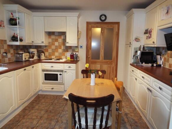 Kitchen main bungalo