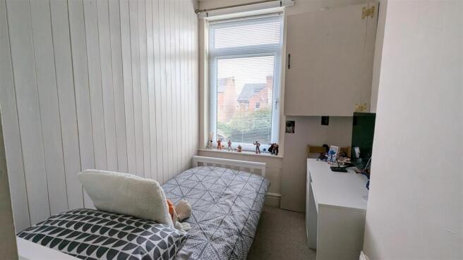 3 bed End of Terrace to rent Image 7