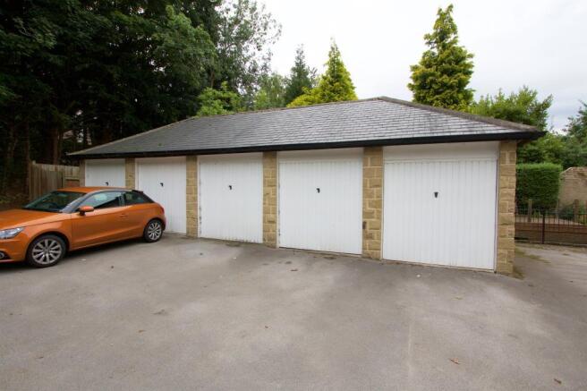 Garage Block