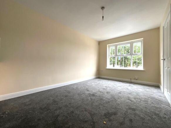 1 bed Semi-Detached to rent Image 4