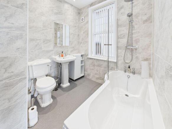 7 bed Semi-Detached for sale Image 7