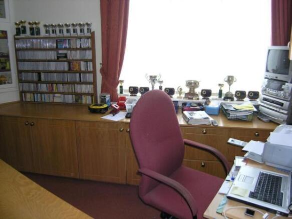 Photo 4