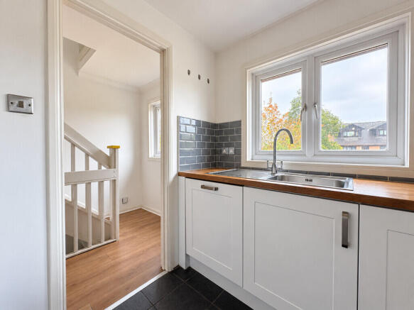 Kitchen (2)