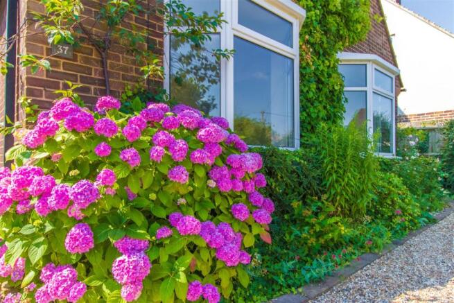 37 Whitethorn Lane-15.jpg
