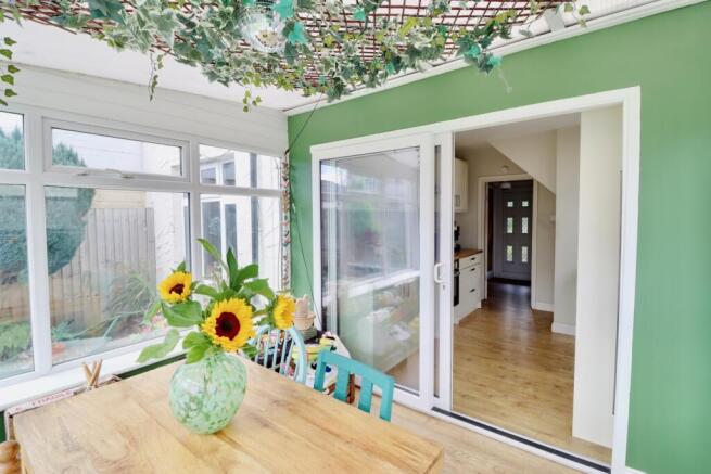 3 bed Semi-Detached for sale Image 6