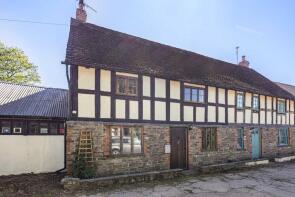 Cuckoo Barn, Dishley Court, Ivington Road, Leominster HR6 8QD