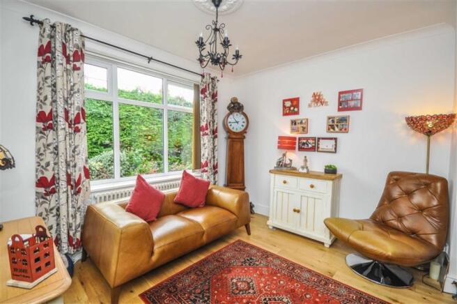 SITTING ROOM