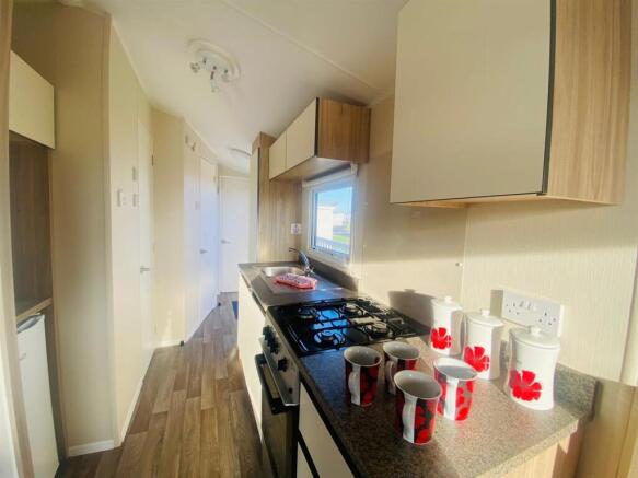 Newhaven Caravan & Camping Park, Buxton photo 4