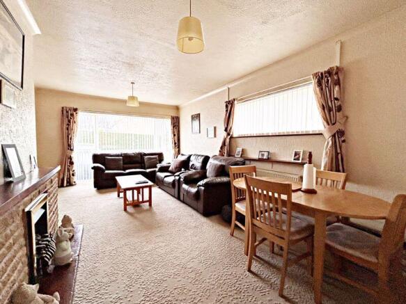 Living/Dining Room