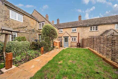 Witney Road, Finstock, Chipping Norton, Oxfordshire, OX7