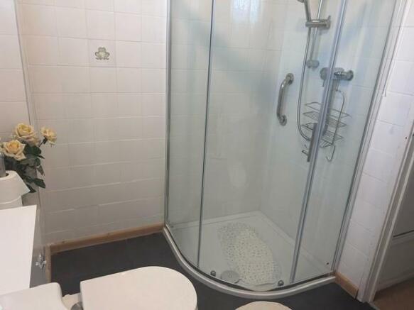 shower 2.jpg