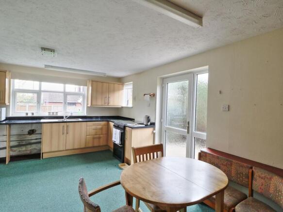 Henbrook, St Neots, PE19 photo 4