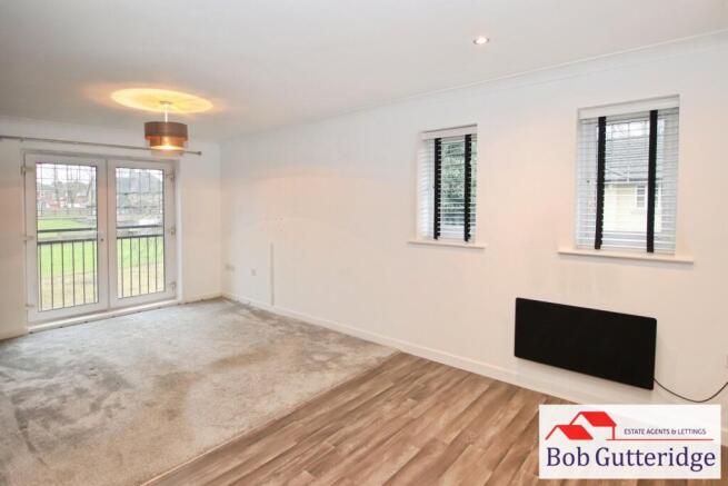 LOUNGE / FITTED KITCHEN / DINER