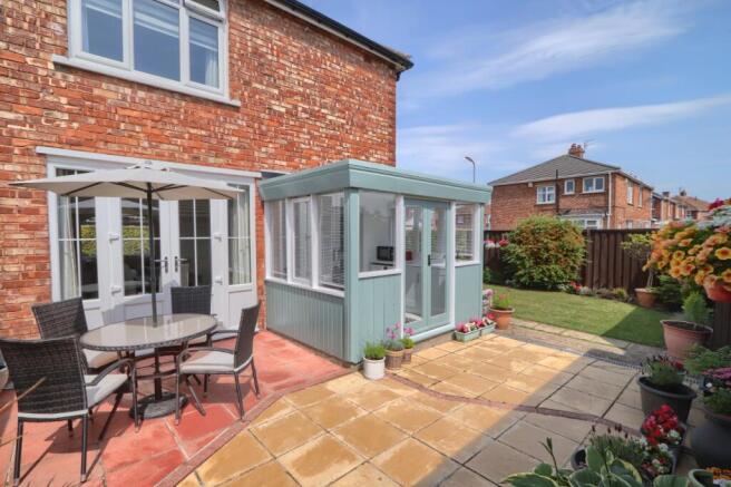 3 bed Semi-Detached for sale Image 10