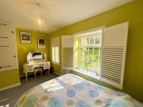 3 bed Cottage for sale Image 12
