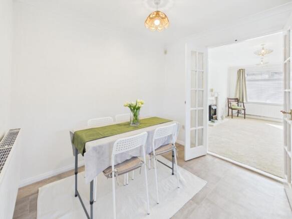 2 bed Semi-Detached for sale Image 9