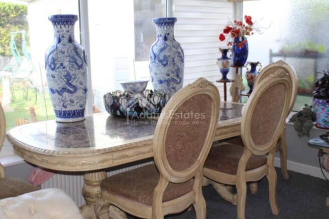 4 bed Detached for sale Image 4