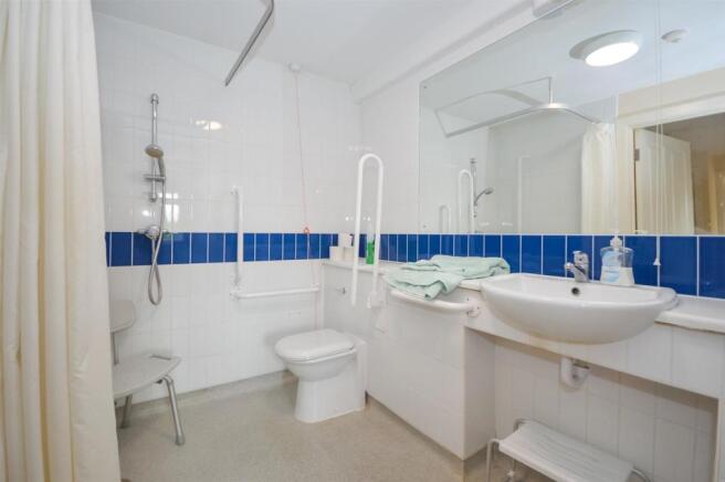 WET ROOM/W.C.