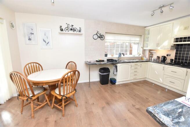 Kitchen Diner