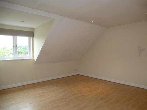 Sitting room area.JPG
