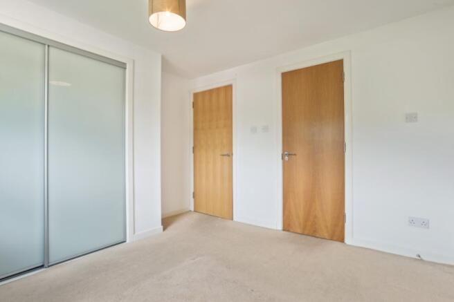 Bedroom 1 (2)
