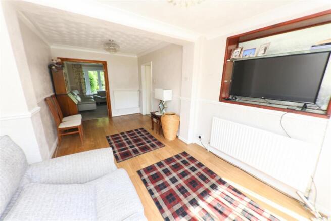 3 bed Semi-Detached for sale Image 9