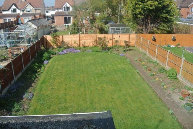 Rear Garden fr...