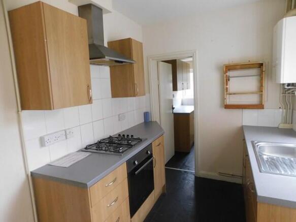 150 Crom Kitchen 2