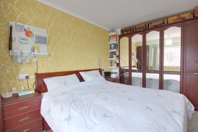 3 bed Semi-Detached for sale Image 11