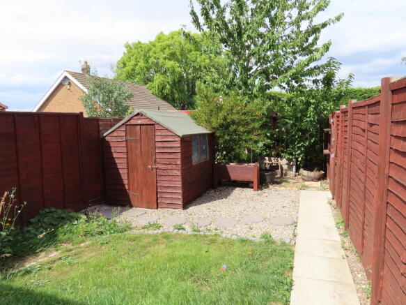 Wentworth Close, Gilberdyke, HU15 2GF photo 4