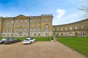 6, Thorndon Hall, Thorndon Park, Brentwood CM13 3RJ