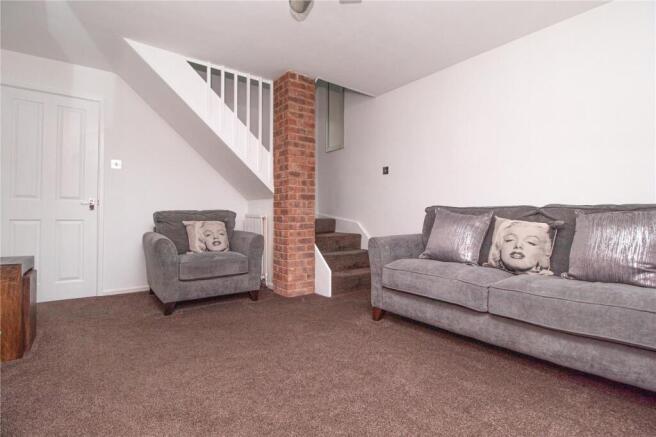 2 bed Semi-Detached for sale Image 8