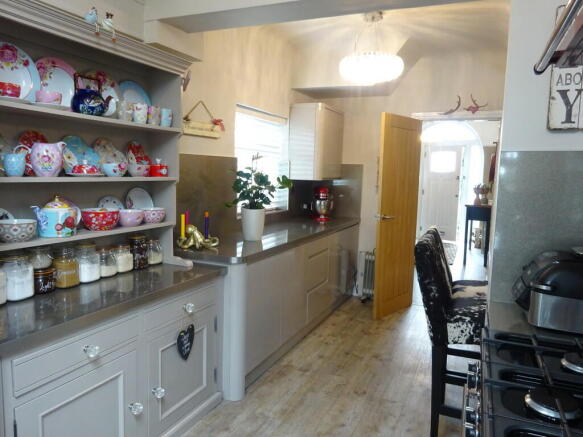 Photo 14