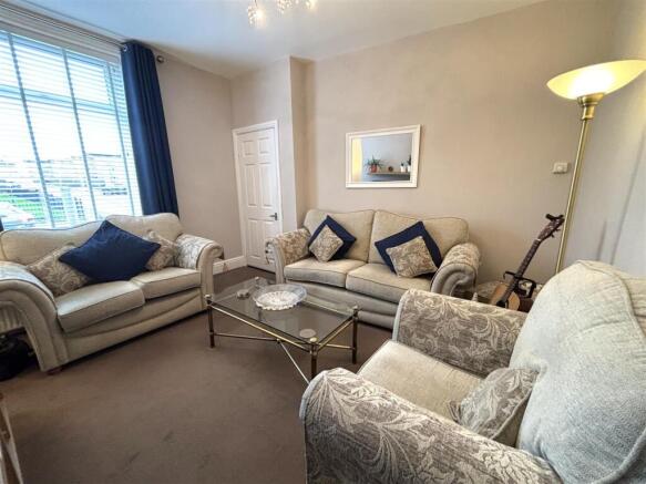2 bed End of Terrace for sale Image 9
