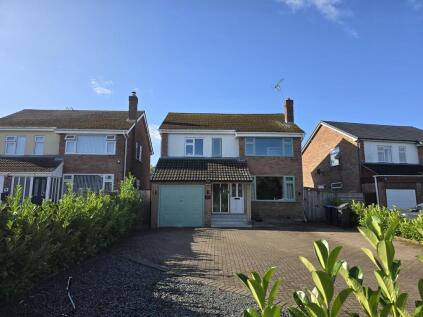 Sandown Crescent, Cuddington, Northwich