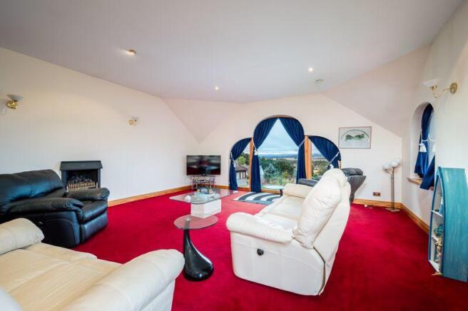 Living Room (2)