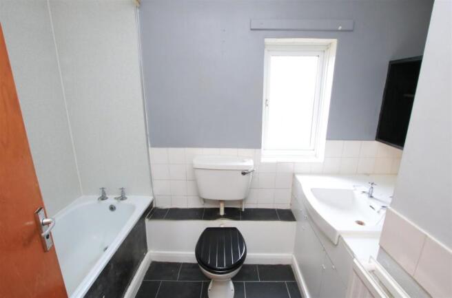 HOUSE BATHROOM