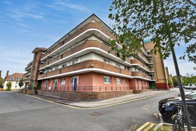 Flat 44 Acworth House, Barnfield Road, Woolwich, London SE18 3TP
